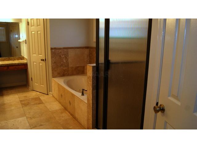 6502 Star Valley Dr, Bartlett, TN 38134 photo 8