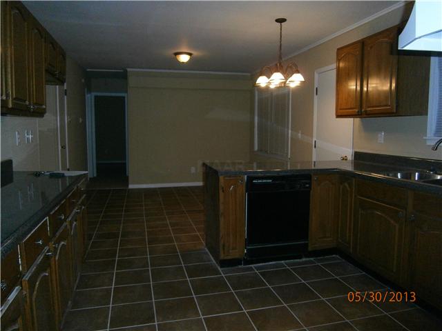 4101 Kerwin Dr, Memphis, TN 38128 photo 6