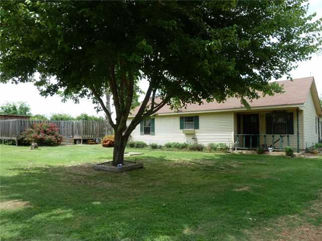 757 Erwin Rd, Covington, TN 38019 photo 1