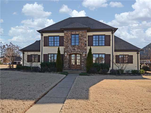 4380 Whisper Spring Dr, Collierville, TN 38017 photo 1