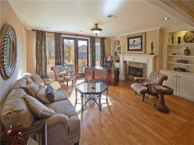 4380 Whisper Spring Dr, Collierville, TN 38017 photo 4