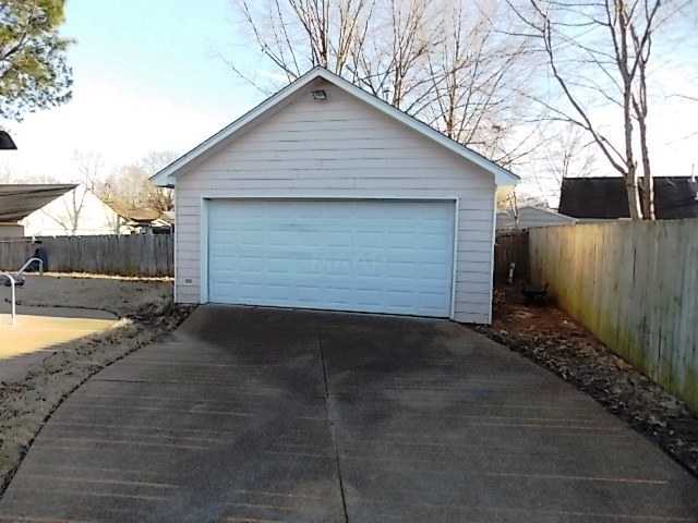 6907 Dawnhill Rd, Bartlett, TN 38135 photo 4