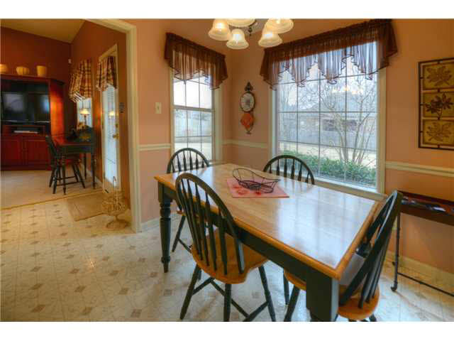 1371 River Ridge Dr, Collierville, TN 38017 photo 8
