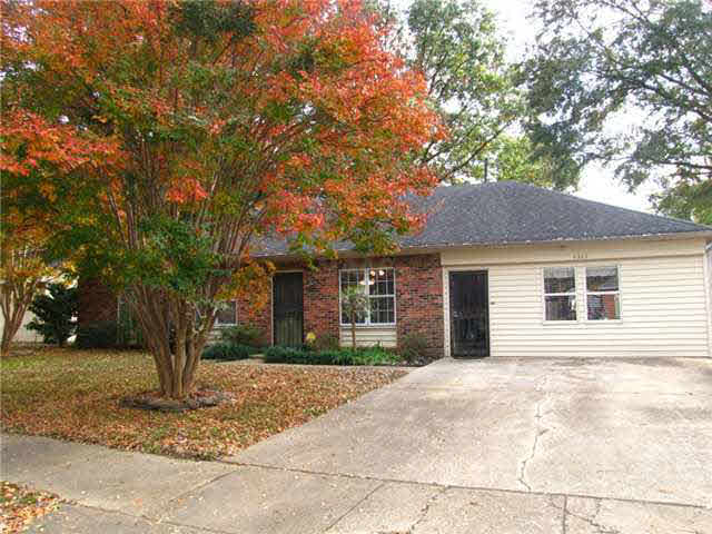 6323 Thornfield Dr, Memphis, TN 38134 photo 1