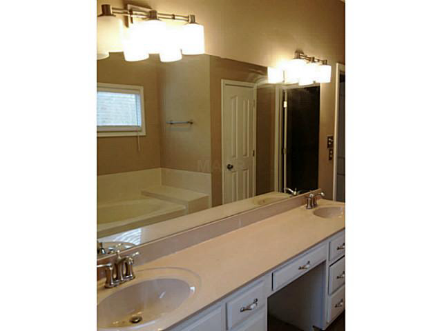 8847 Oak Hedge Cv, Cordova, TN 38018 photo 16