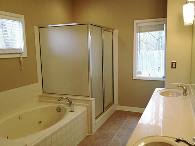 8847 Oak Hedge Cv, Cordova, TN 38018 photo 17
