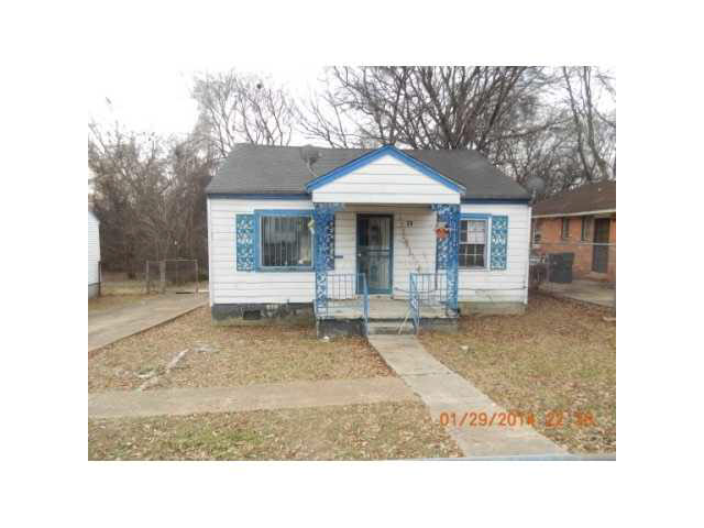 39 Fields Ave, Memphis, TN 38109 photo 1
