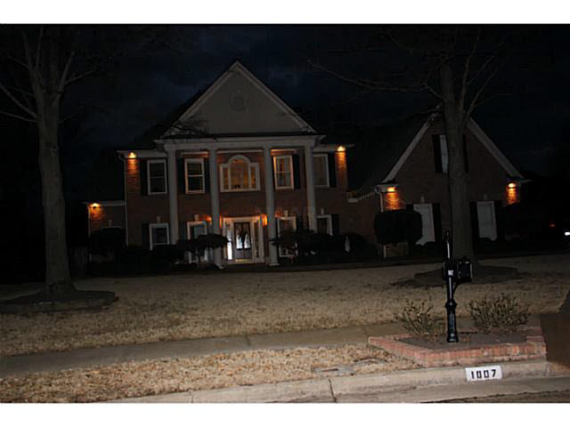 1007 Collingham Cv, Collierville, TN 38017 photo 2