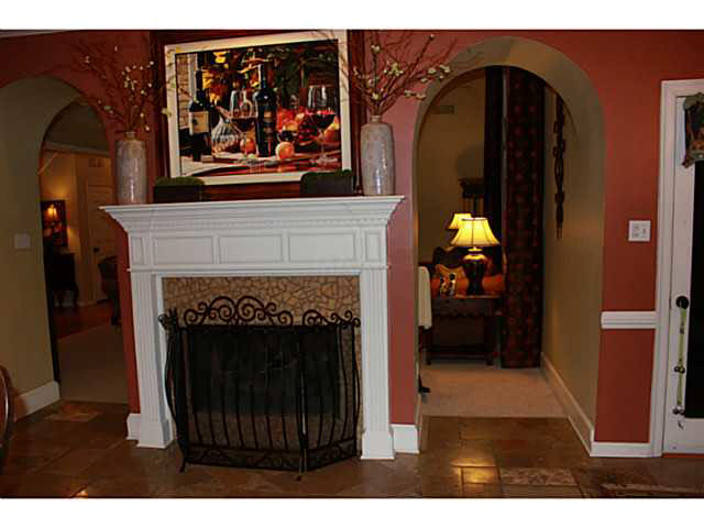 1007 Collingham Cv, Collierville, TN 38017 photo 8