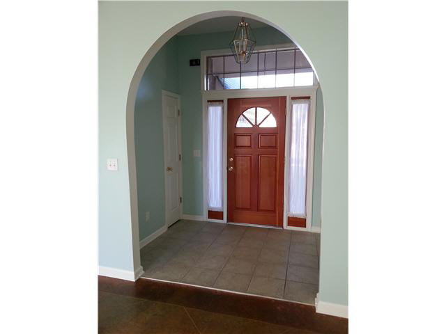 5015 Misty River Rd, Bartlett, TN 38135 photo 3