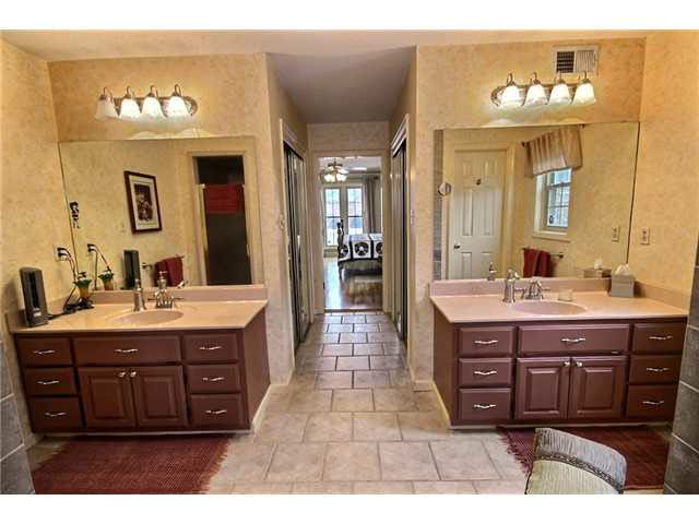 1037 Winleaf Dr, Collierville, TN 38017 photo 10