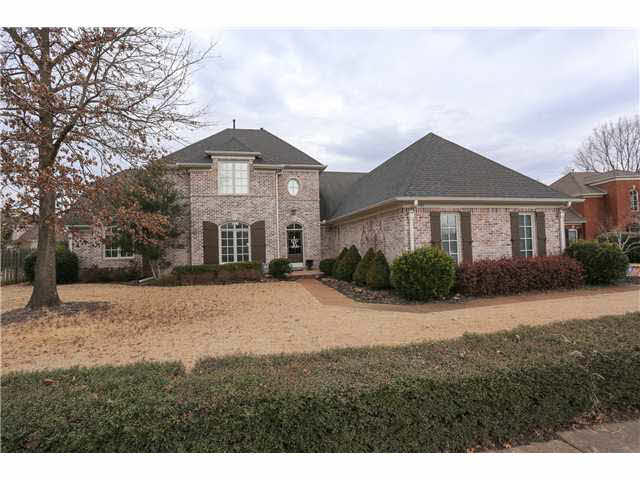 1981 Brooks Bluff Cv, Collierville, TN 38017 photo 1