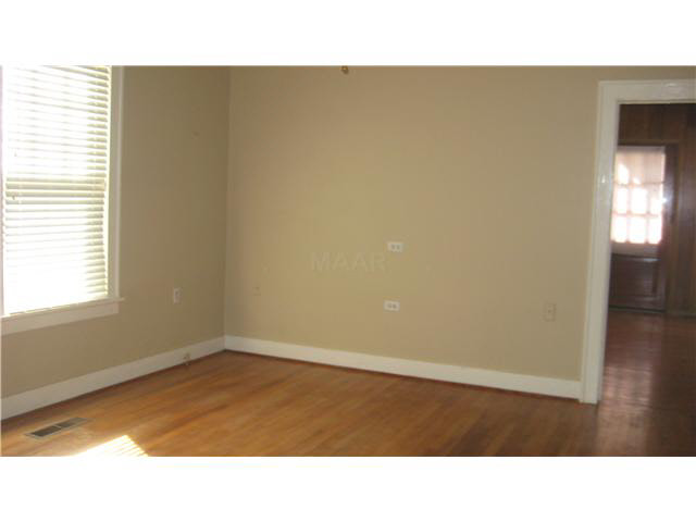 253 E Poplar Ave, Collierville, TN 38017 photo 5