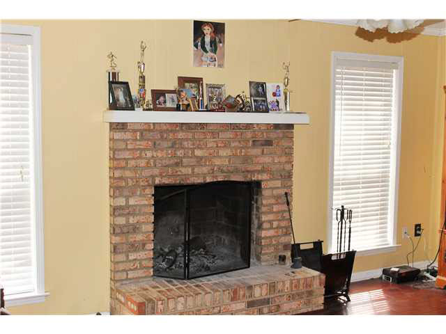 7157 Whitebridge Rd, Bartlett, TN 38135 photo 4