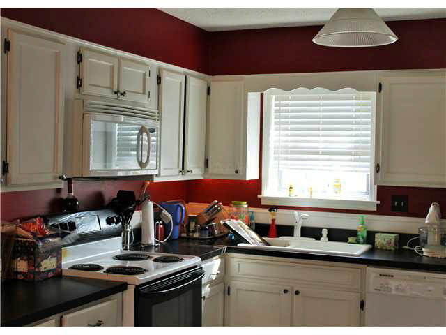 7157 Whitebridge Rd, Bartlett, TN 38135 photo 3