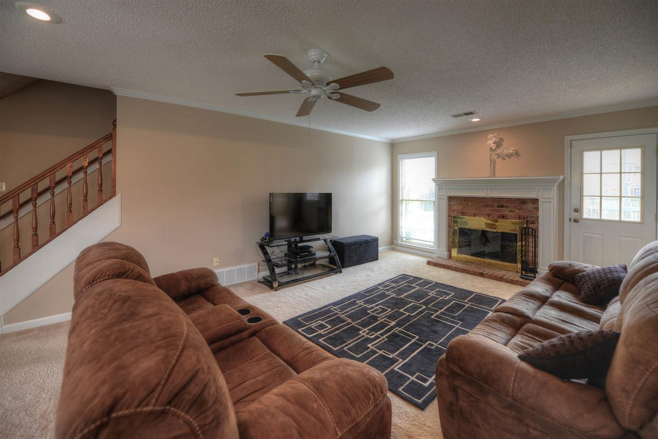451 Pine Grove Dr, Collierville, TN 38017 photo 6