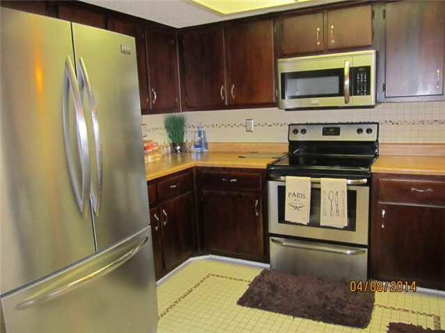 2814 E Hickory Blf, Memphis, TN 38128 photo 3