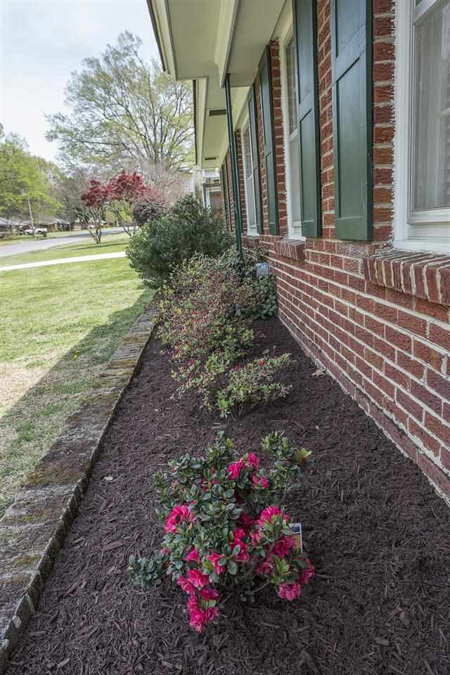 5013 Dee Rd, Memphis, TN 38117 photo 2