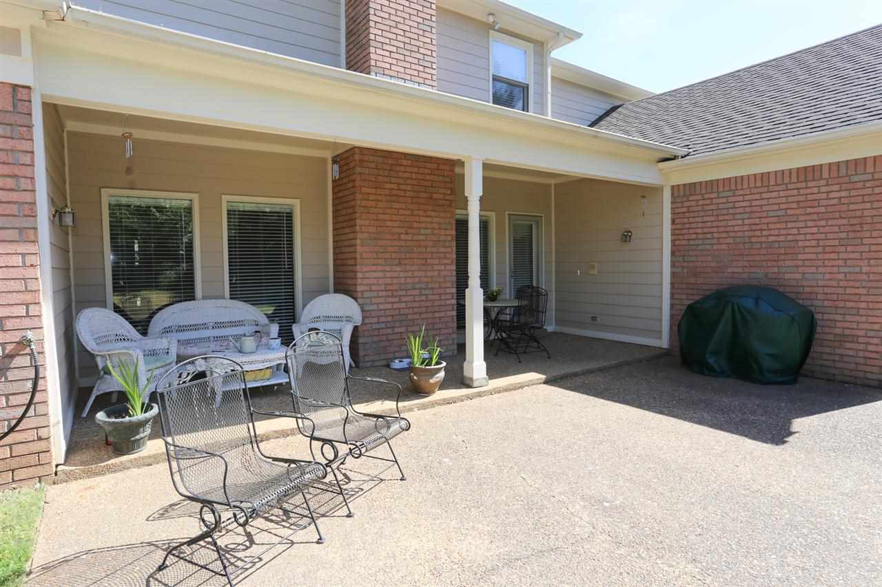 10285 Eagleton Nest Cv, Collierville, TN 38017 photo 5
