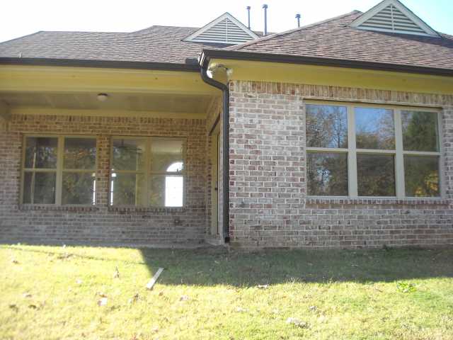 8776 Brunswick Forest Dr, Bartlett, TN 38133 photo 2