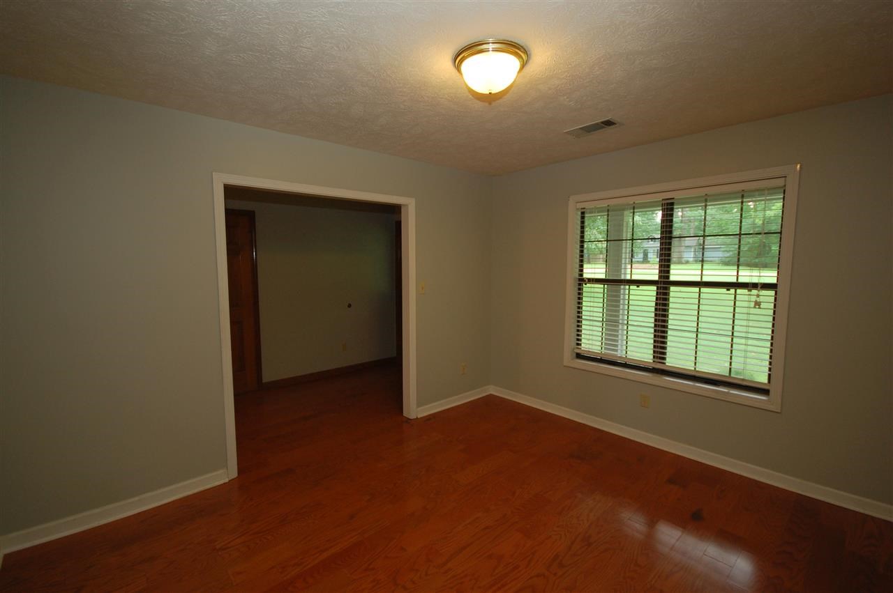 7437 Third, Bartlett, TN 38135 photo 4