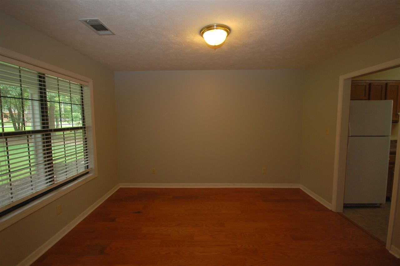 7437 Third, Bartlett, TN 38135 photo 3