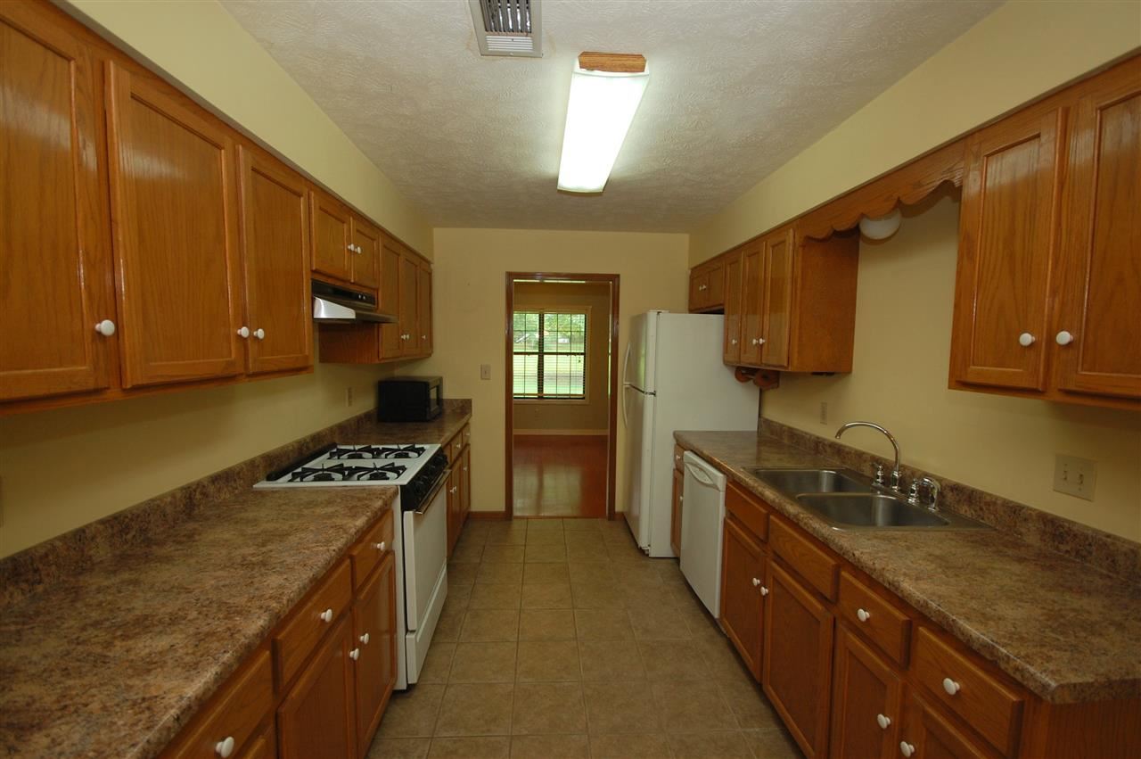7437 Third, Bartlett, TN 38135 photo 8