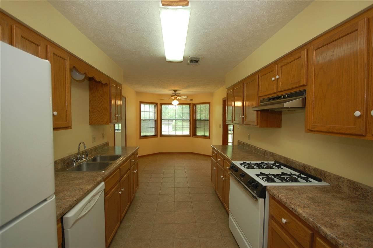 7437 Third, Bartlett, TN 38135 photo 7