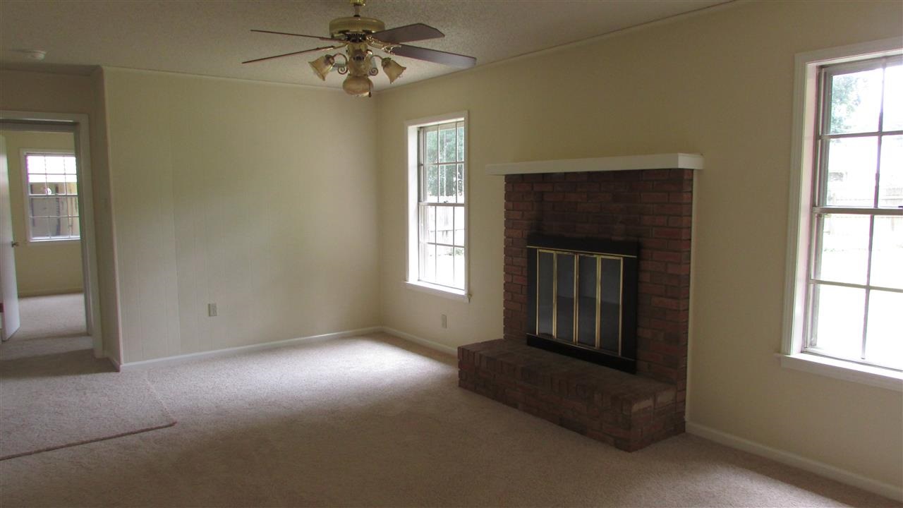 5749 Ackerman, Bartlett, TN 38134 photo 3