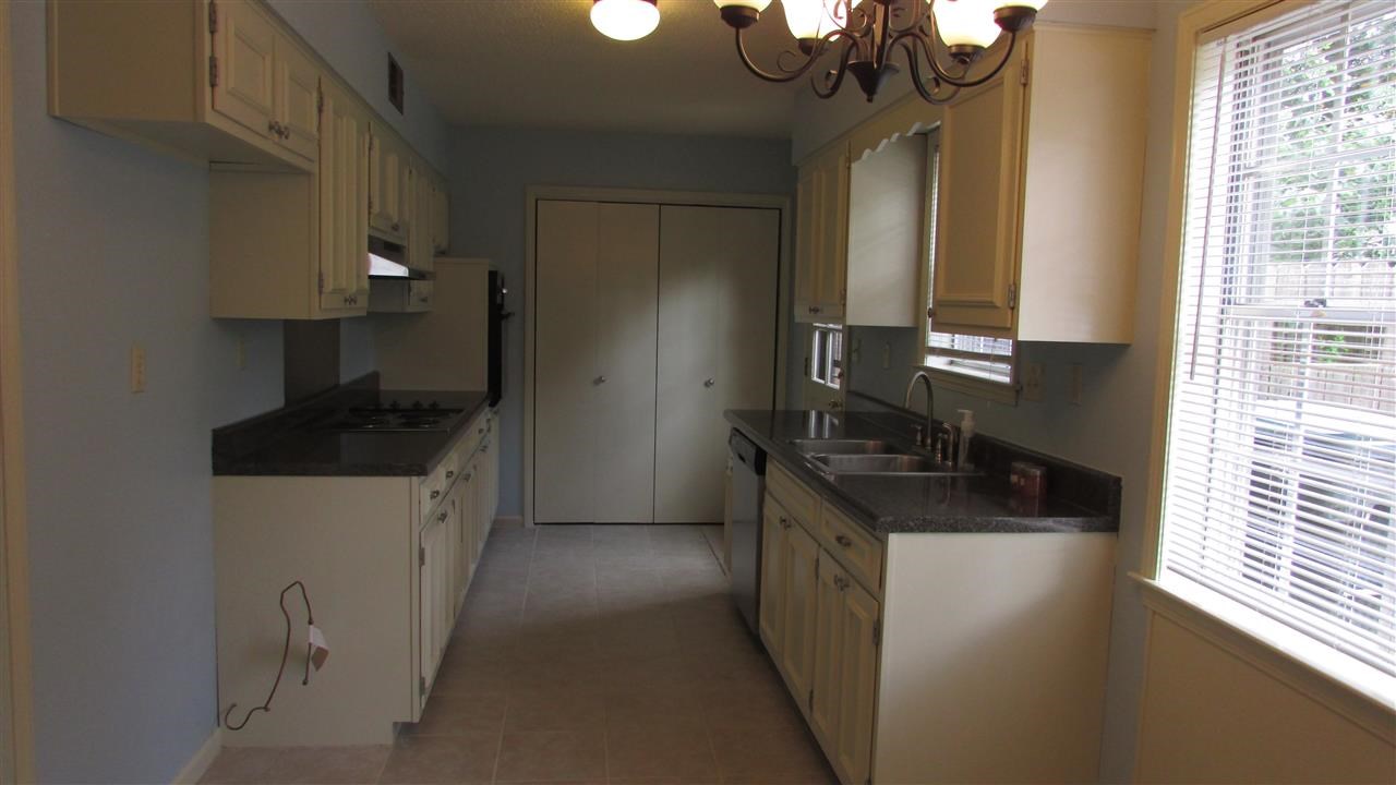 5749 Ackerman, Bartlett, TN 38134 photo 6