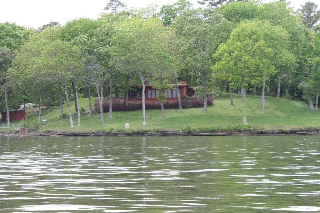 2140 Ymca Ln, Pickwick, TN 38365 photo 1