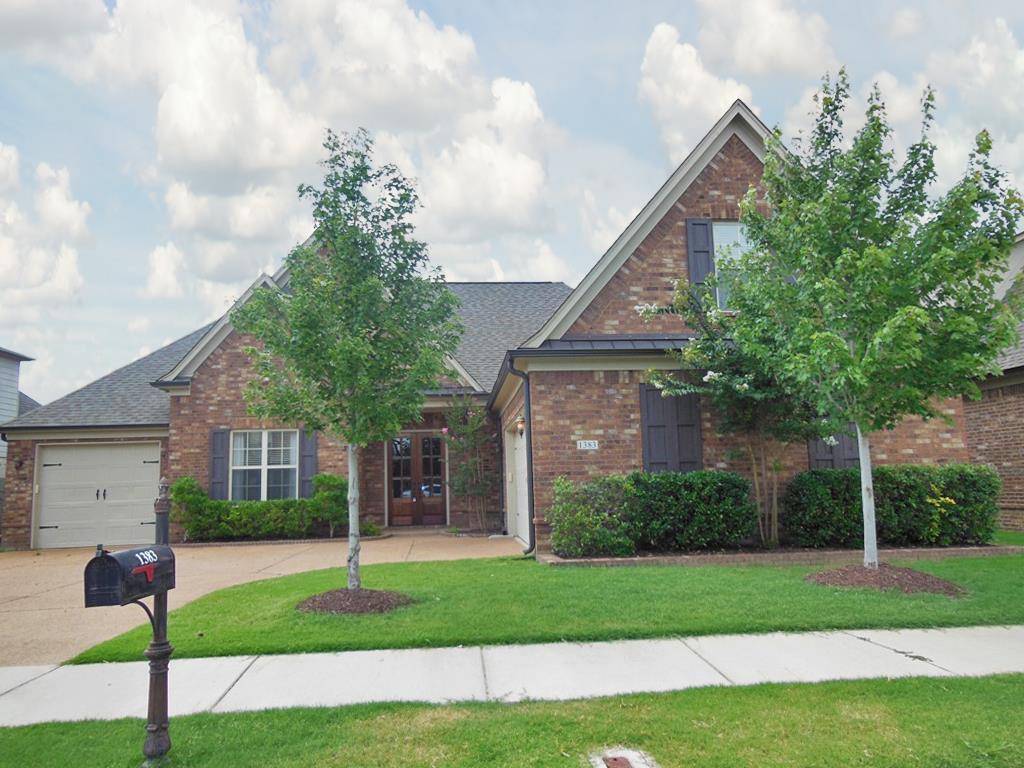 1383 Raindrop Dr, Collierville, TN 38017 photo 1