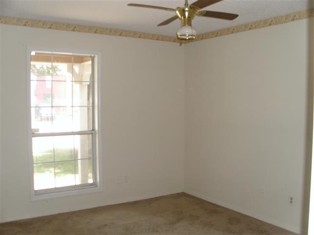 2786 E Hickory Blf, Memphis, TN 38128 photo 4