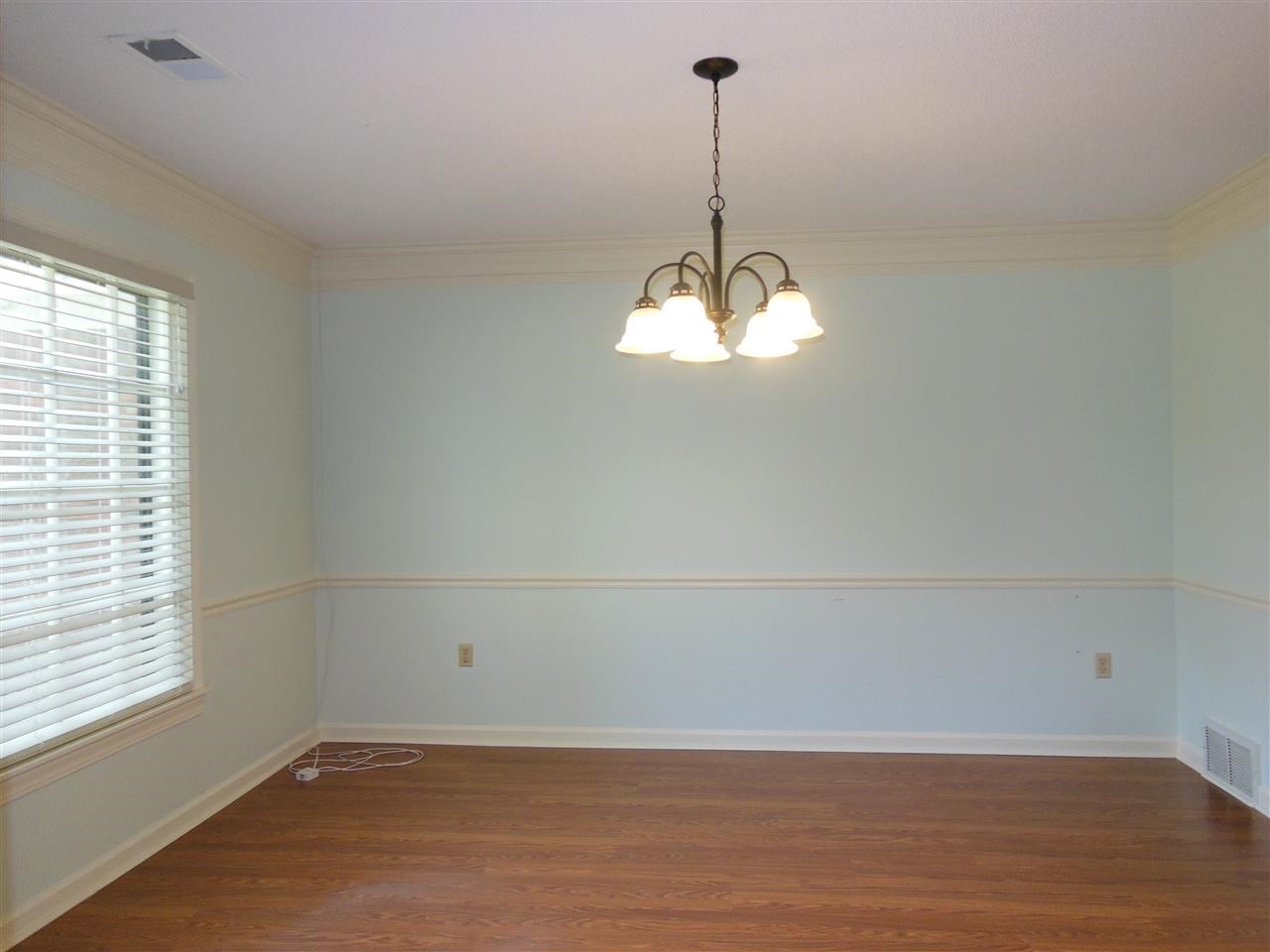 433 Old Oak Ln, Collierville, TN 38017 photo 2