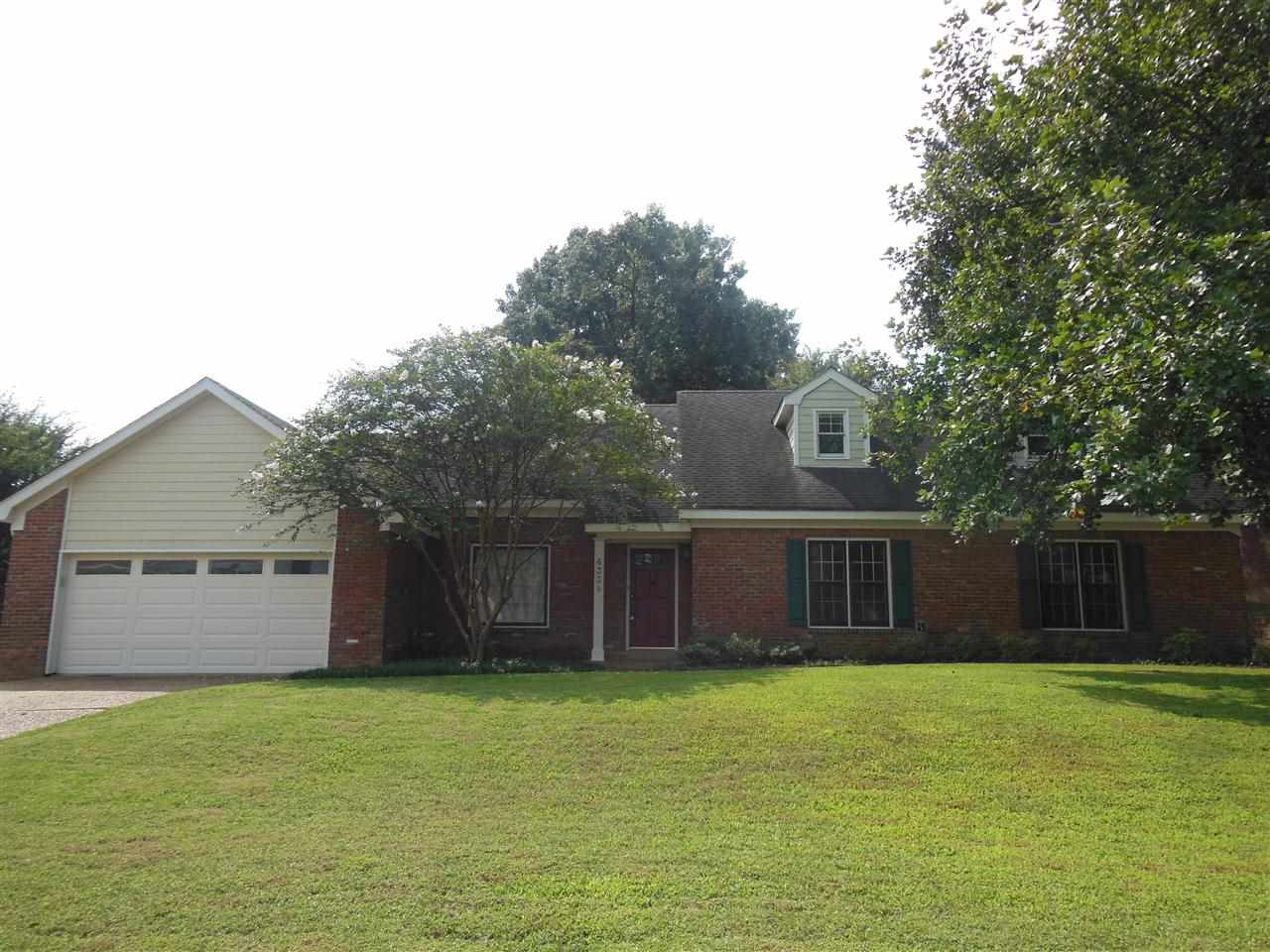 433 Old Oak Ln, Collierville, TN 38017 photo 1