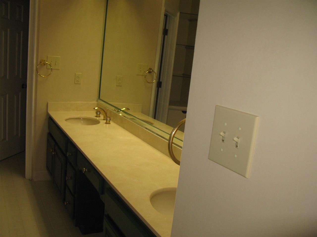 944 E Riverwalk, Memphis, TN 38120 photo 20