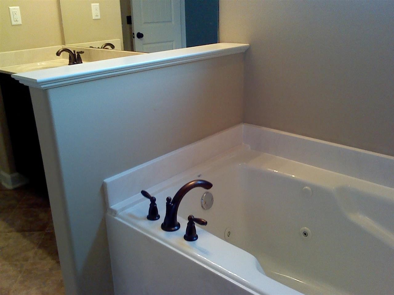 8800 Stony Glen Dr, Bartlett, TN 38133 photo 16