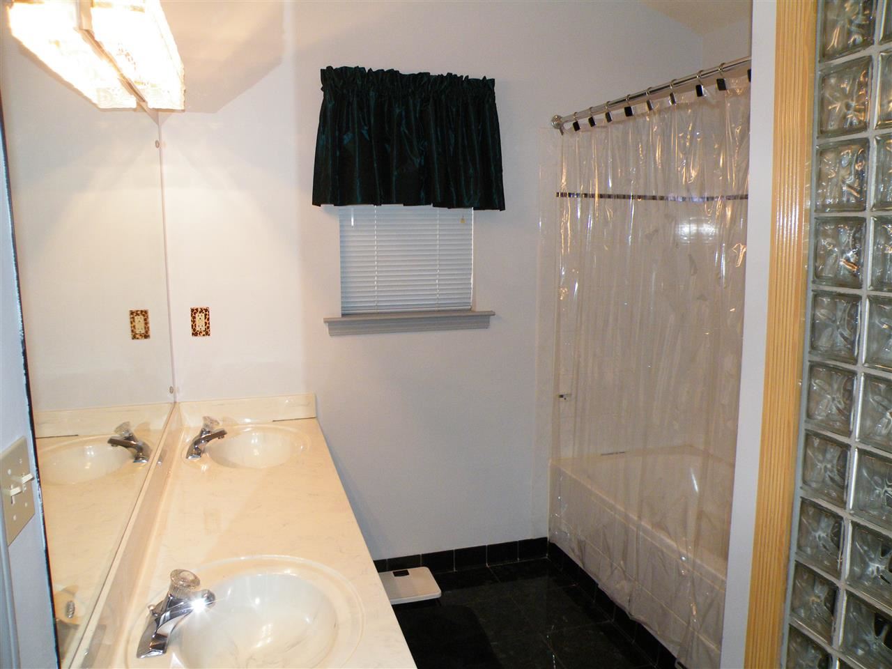 2624 Bay Pointe Cir E, Memphis, TN 38128 photo 23