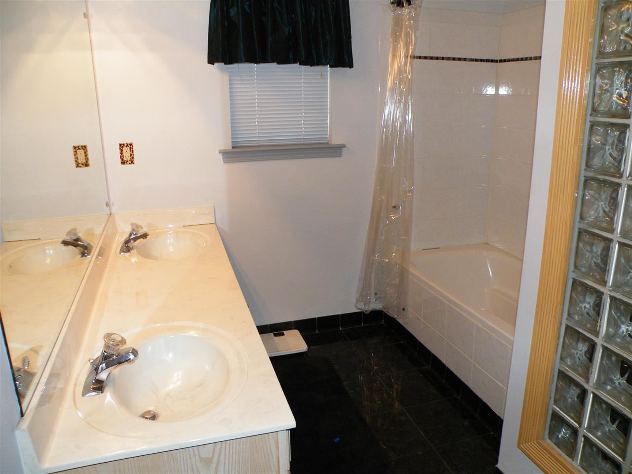 2624 Bay Pointe Cir E, Memphis, TN 38128 photo 22