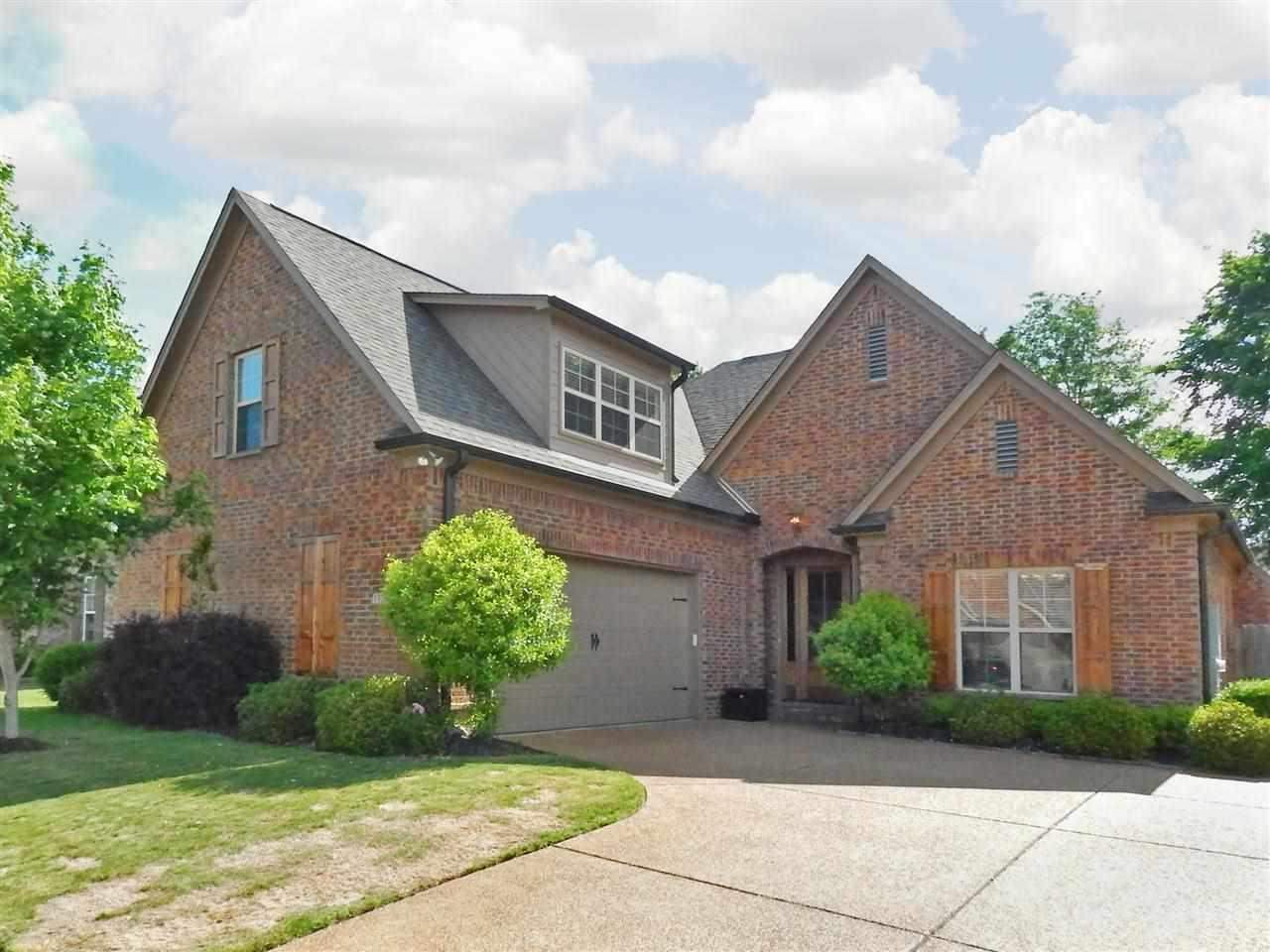 1326 Raindrop Dr, Collierville, TN 38017 photo 1
