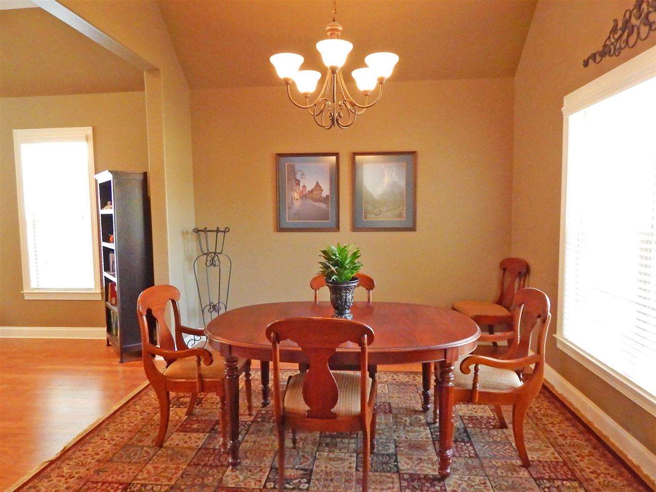 1326 Raindrop Dr, Collierville, TN 38017 photo 3
