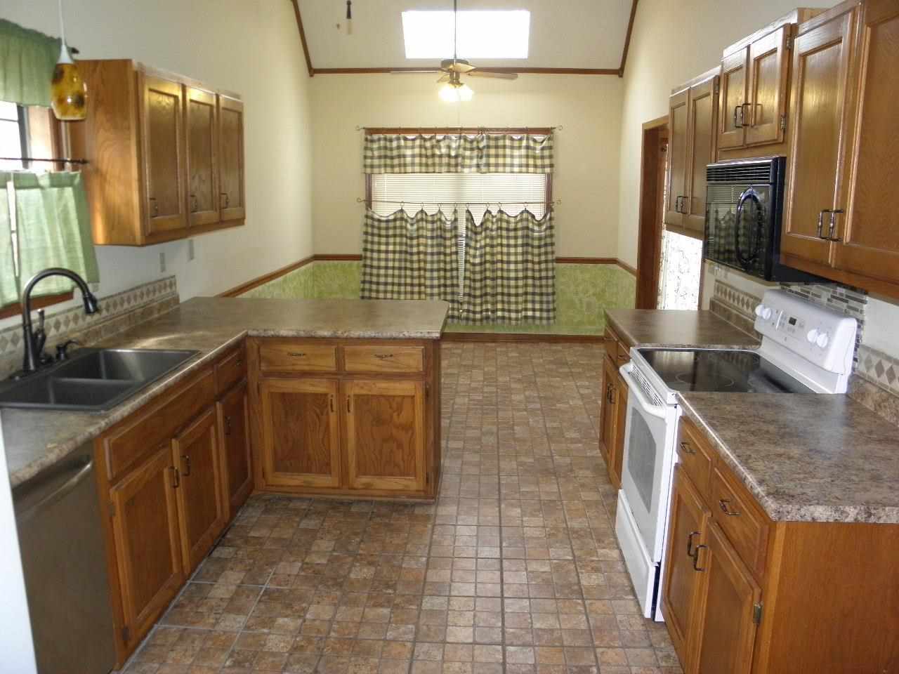7402 Fourth, Bartlett, TN 38135 photo 3