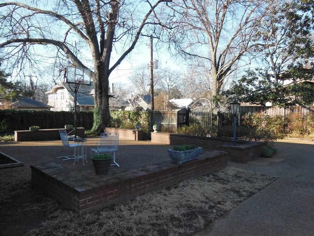 1740 Harbert Ave, Memphis, TN 38104 photo 23