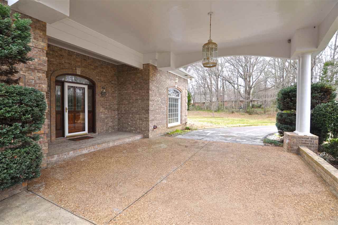 9359 Forest Wind Dr, Collierville, TN 38017 photo 4