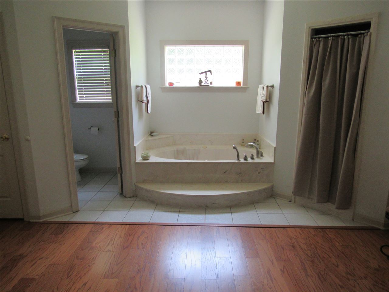 9359 Forest Wind Dr, Collierville, TN 38017 photo 17