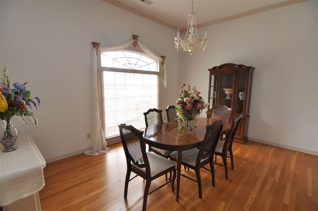 9359 Forest Wind Dr, Collierville, TN 38017 photo 9