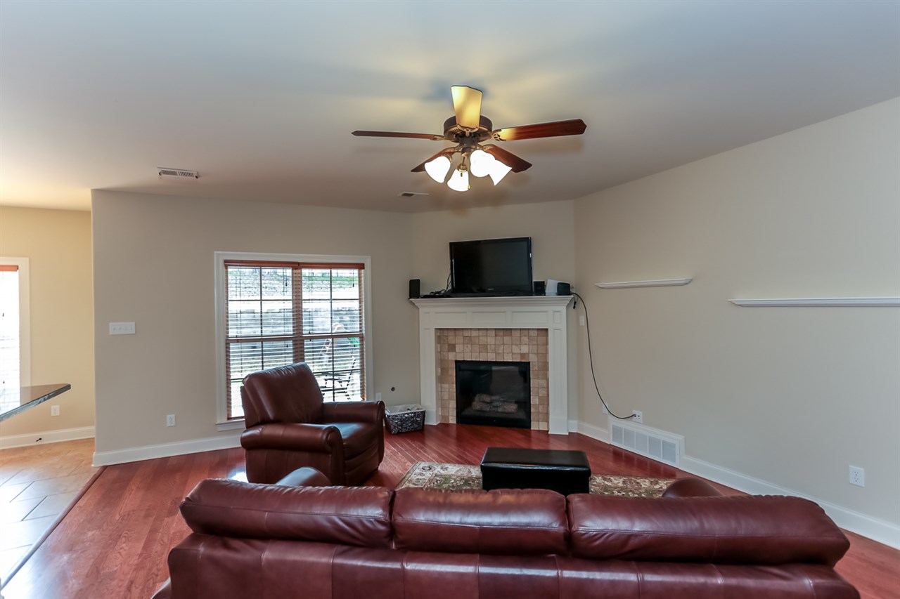 1276 Raindrop Dr, Collierville, TN 38017 photo 5