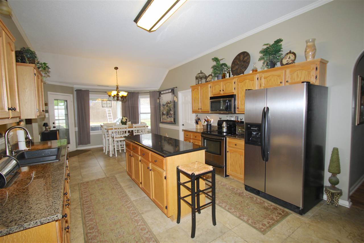 3494 Wolf Shadow Ln, Bartlett, TN 38133 photo 5