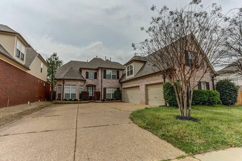 133 E Porter Run Dr, Collierville, TN 38017 photo 3