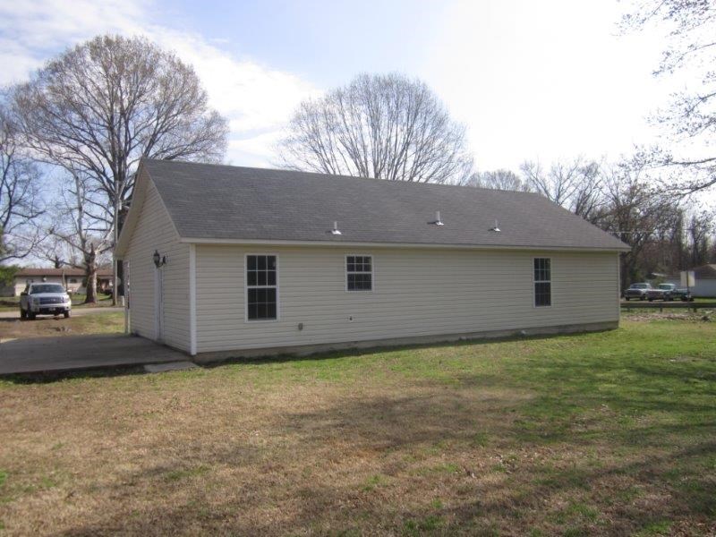 231 E Mcfarlin Ave, Henning, TN 38041 photo 14